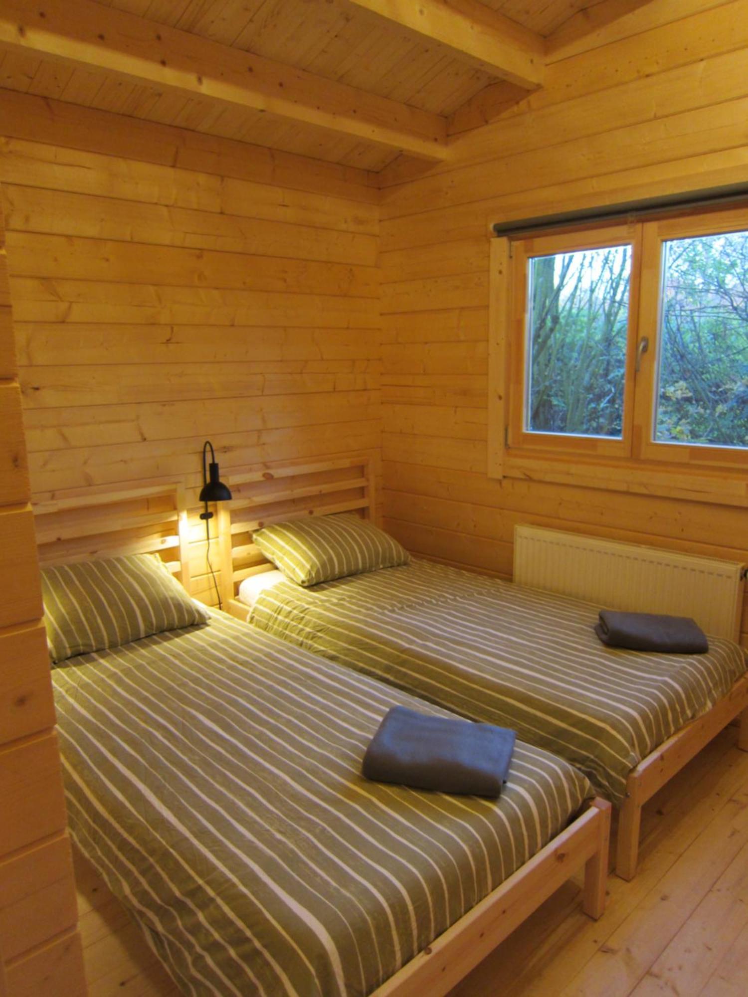 Hderh - Eco Lodge Op Vakantiepark De Ijsvogel, Zwembaden, Kids Fun, Natuur En Rust Voorthuizen Eksteriør billede